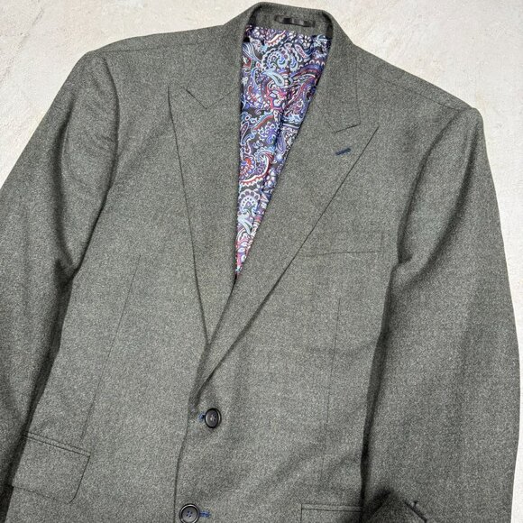 Green Textured Suit with Notched Lapels - Picture 3 of 14